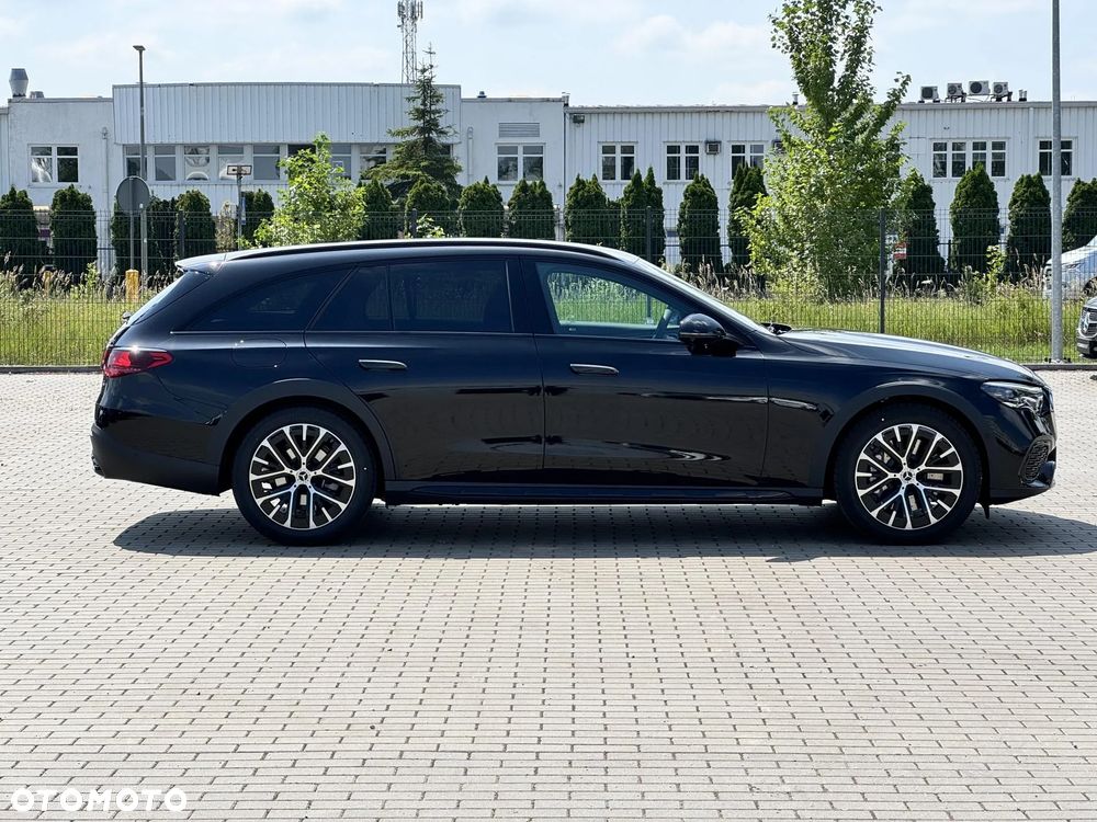 Mercedes-Benz Klasa E 220 d mHEV 4-Matic All-Terrain Avantgarde 9G-Tronic - 7