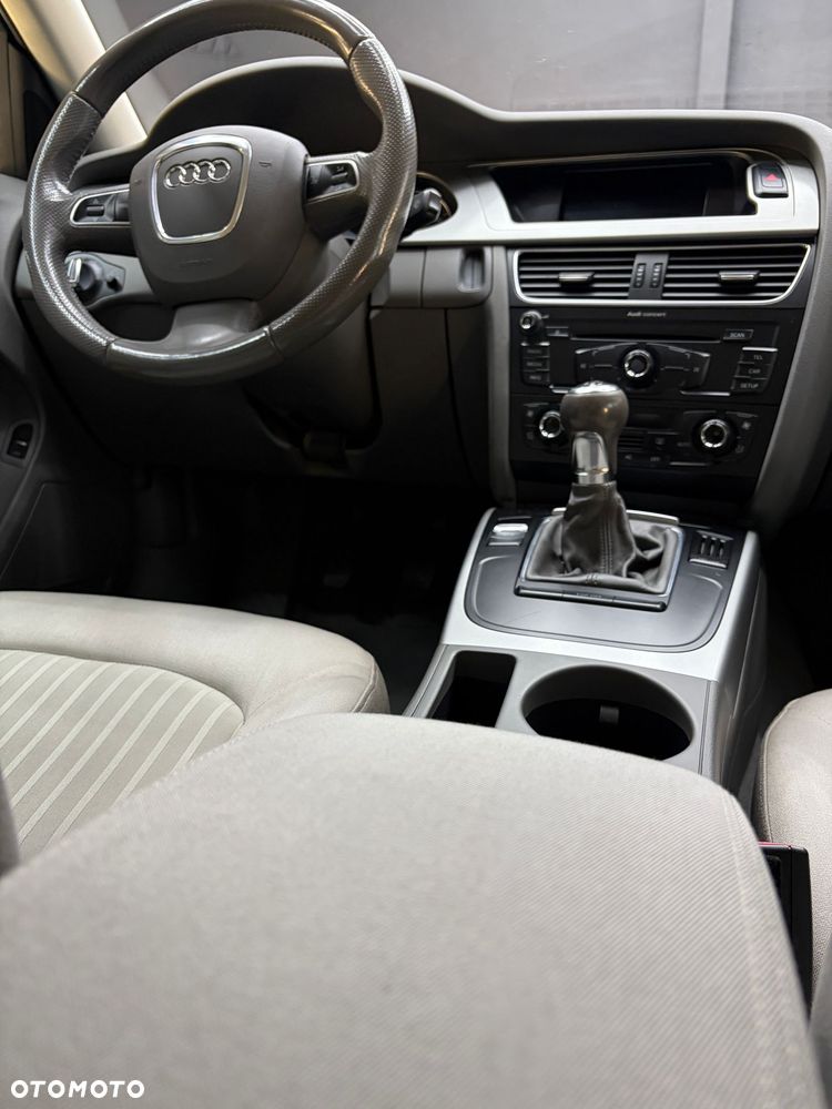 Audi A4 Limousine 2.0 TDI - 8