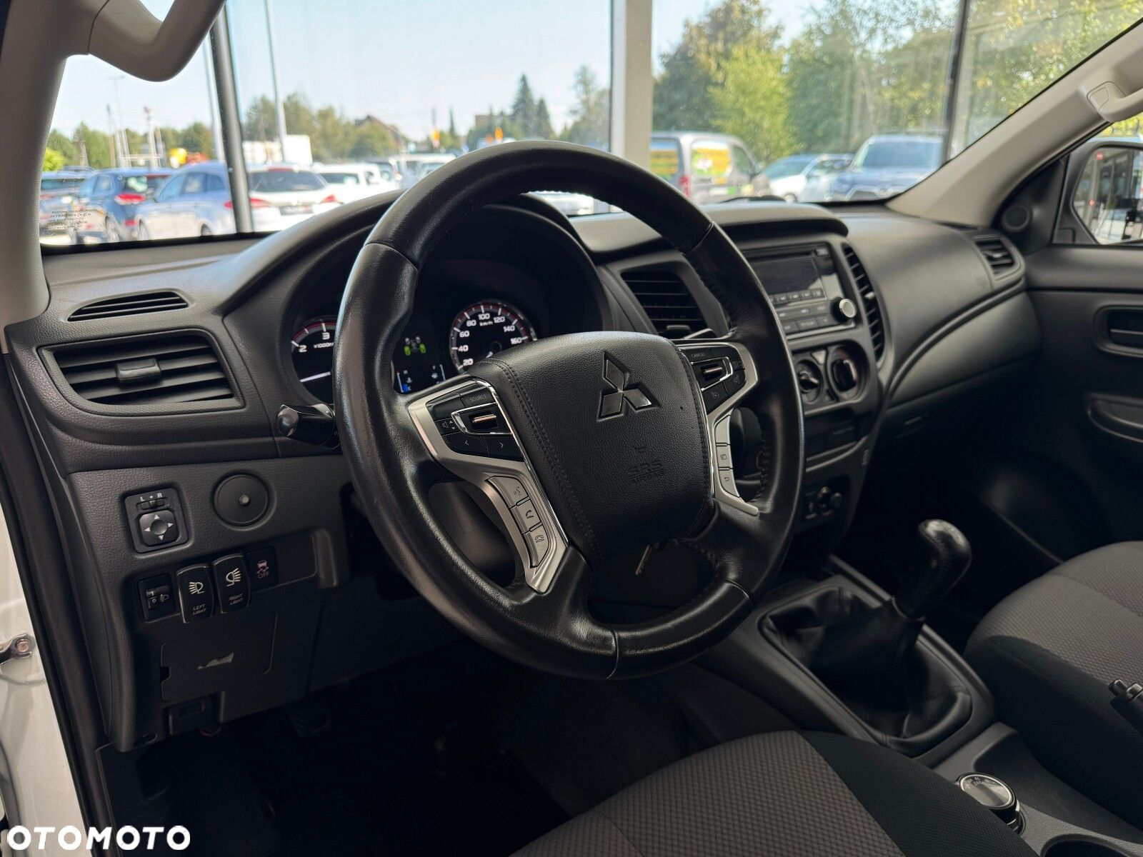 Mitsubishi L200 2.2 d DC Invite - 8