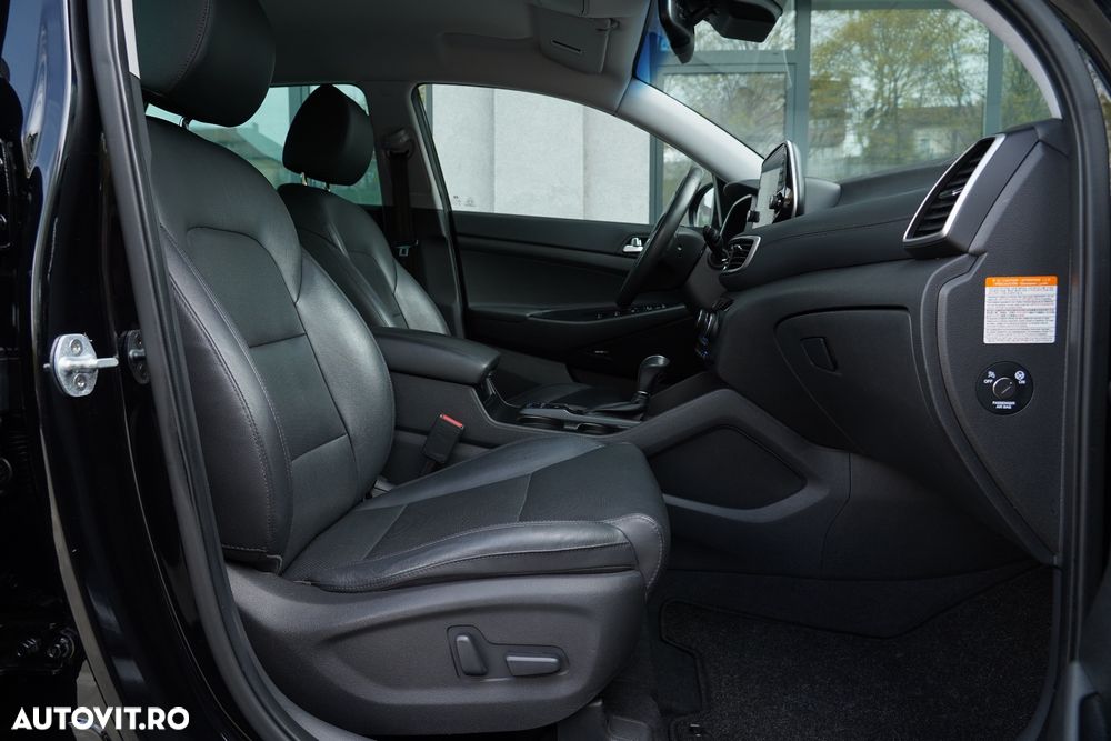 Hyundai Tucson blue 2.0 CRDi 4WD Aut. Premium - 19