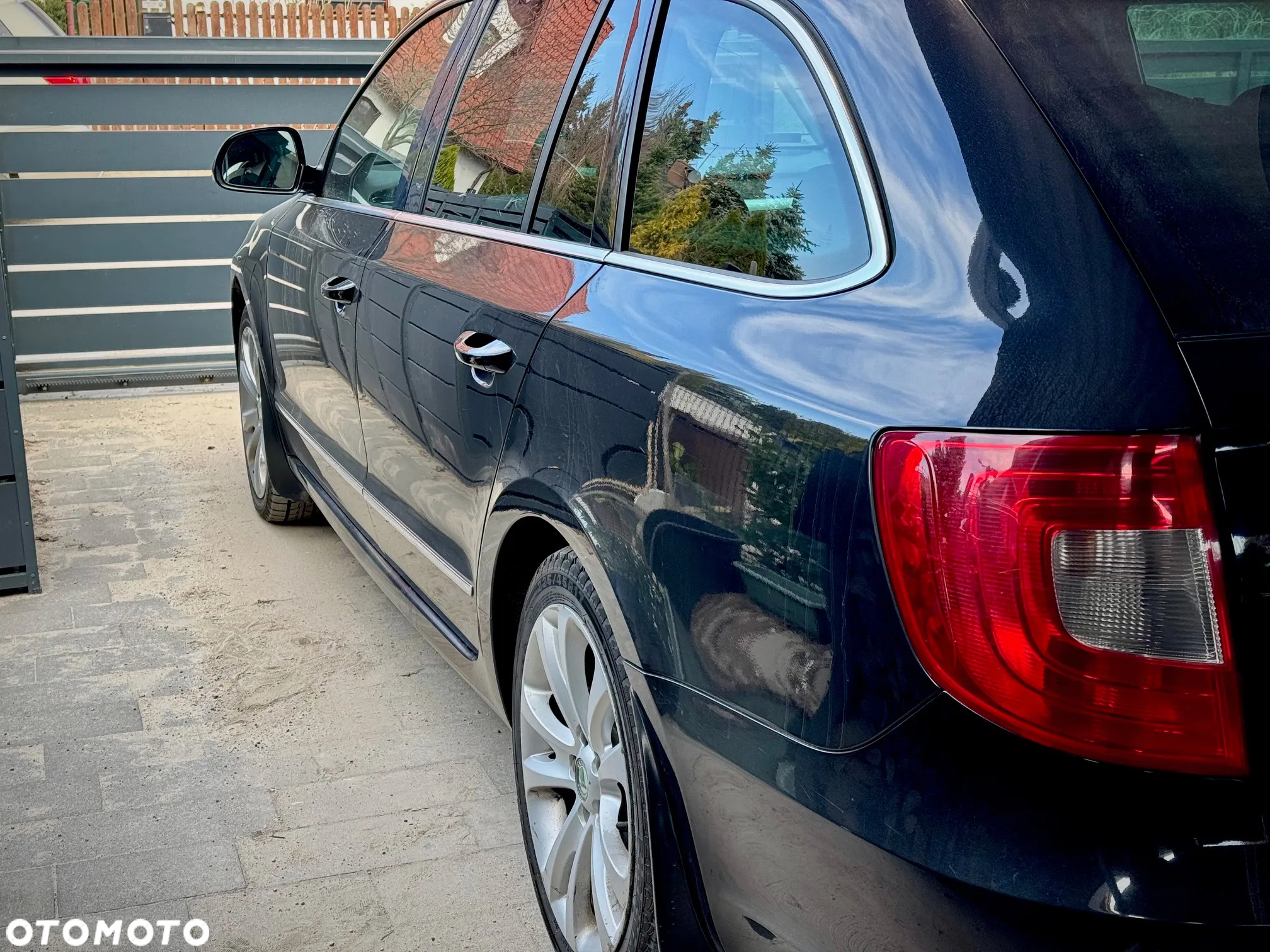 Skoda Superb 2.0 TSI Ambition DSG - 3