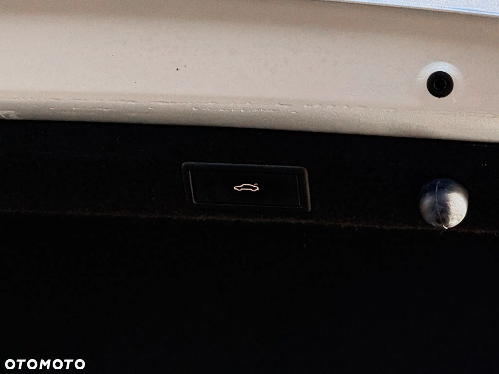 Skoda Superb 2.0 TDI SCR 4x4 Sportline DSG - 12