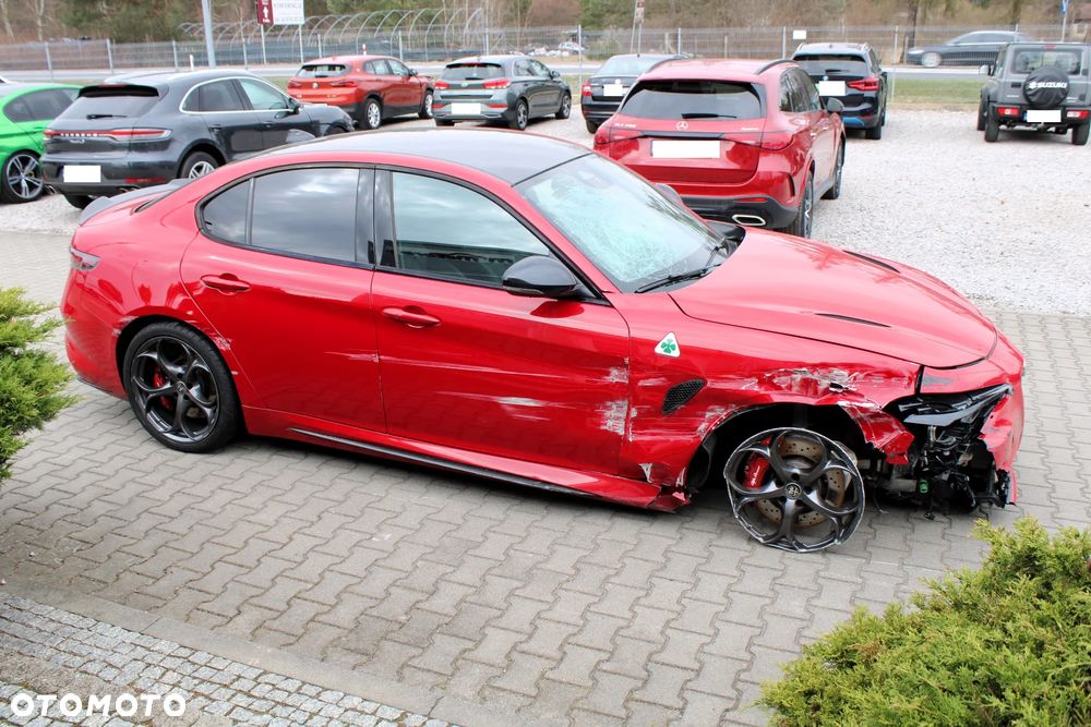 Alfa Romeo Giulia - 4