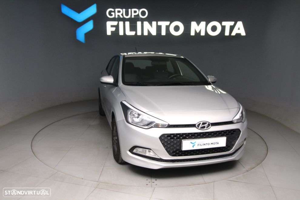 Hyundai i20 1.2 Access+Bluetooth 119g - 7