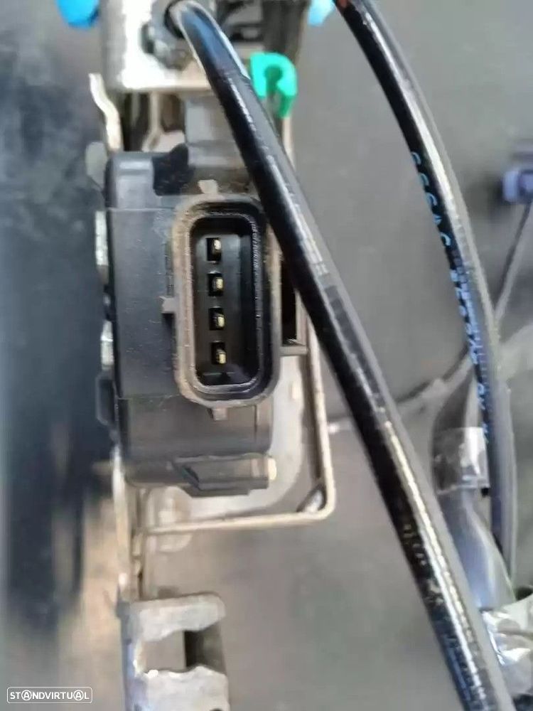 FECHADURA PORTA LATERAL DIREITA CHRYSLER VOYAGER IV 2001 -VM07C - 3