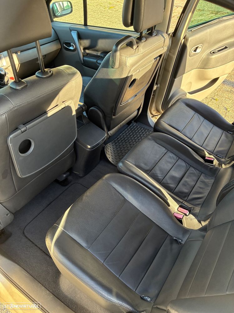 Renault Scénic 1.5 dCi SE Exclusive II - 16