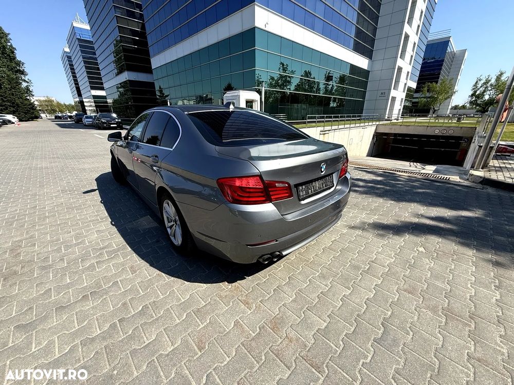 BMW Seria 5 520d Aut. - 9