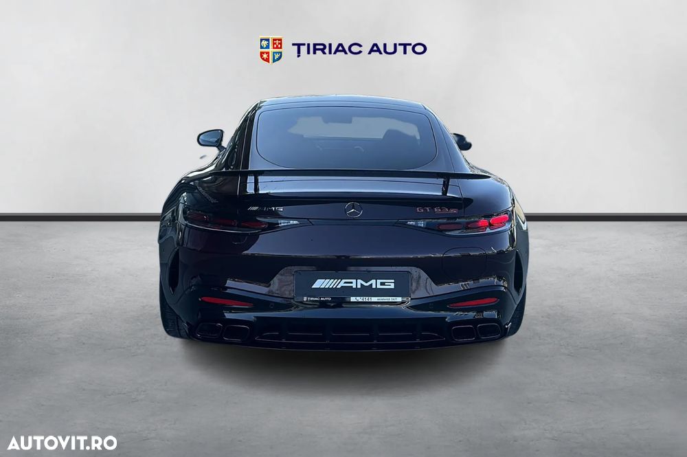 Mercedes-Benz AMG GT - 7