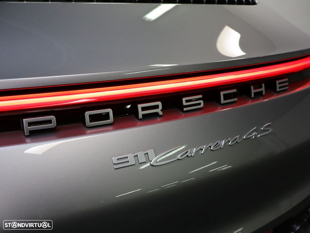 Porsche 911 (992) Carrera 4S PDK - 32