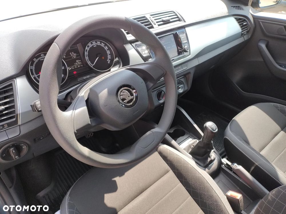 Skoda Fabia 1.0 TSI Ambition - 10