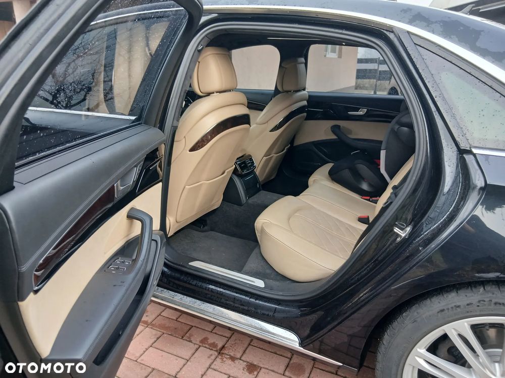 Audi A8 4.2 TDI DPF quattro tiptronic Langversion - 11