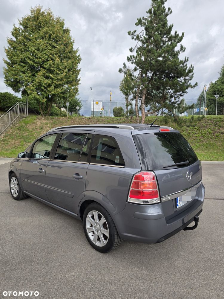 Opel Zafira - 5