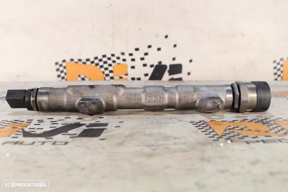 Régua / Rail De Injeção Bmw 1 (F20)  13538511629 / 8511629 / 044521302 - 2