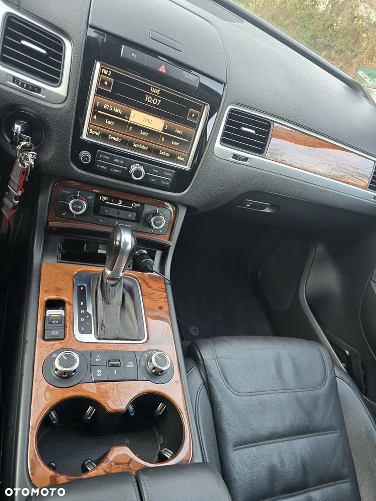 Volkswagen Touareg 3.0 V6 TDI DPF Tiptr - 9