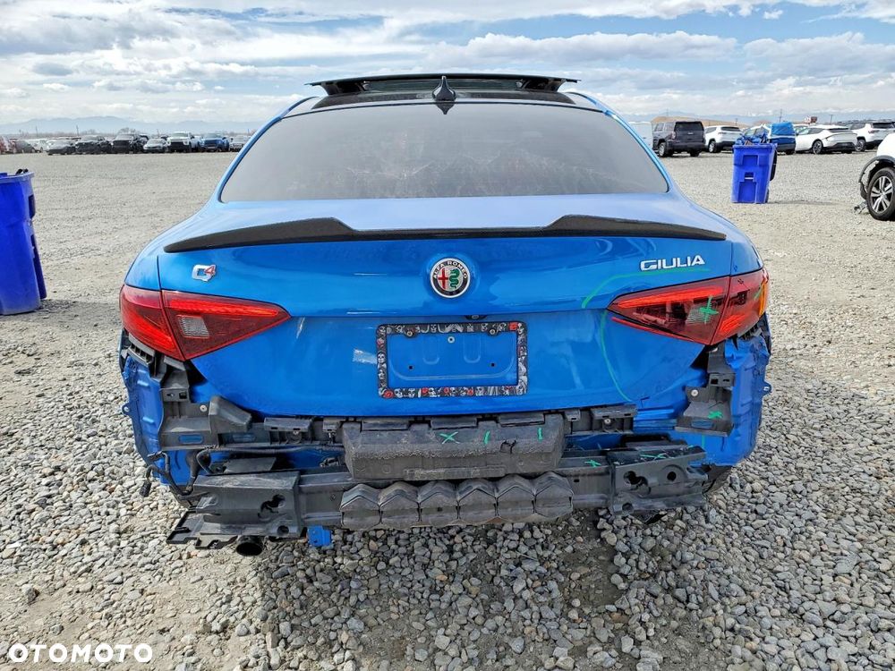 Alfa Romeo Giulia 2.0 Turbo Veloce Q4 - 6