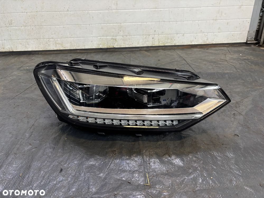 Vw Touran III 5TB lampa przód prawa Full Led 5TB941082D - 1