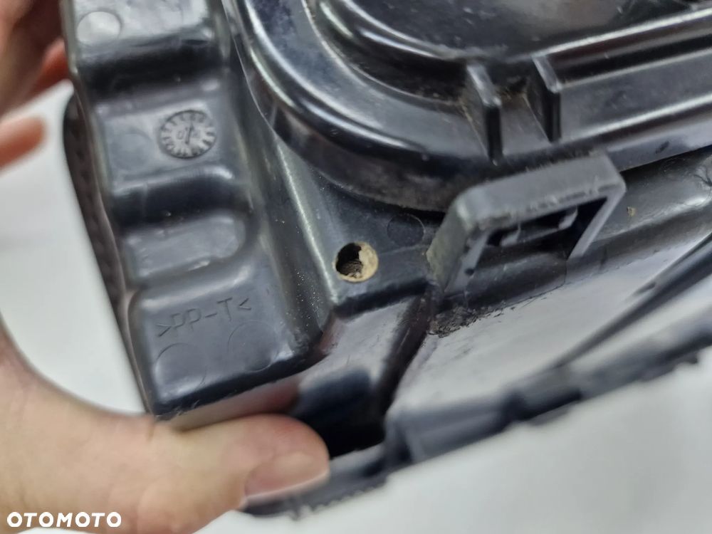 AUDI A8 D3 / D3 LIFT 02-08 LEWA ZWYKŁA LAMPA PRZEDNIA PRZÓD SOCZEWKA , NR AUKCJI LA518 - 15