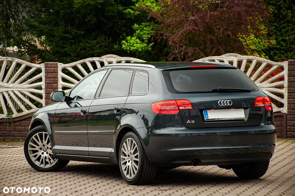 Audi A3 Sportback 1.6 Attraction - 3