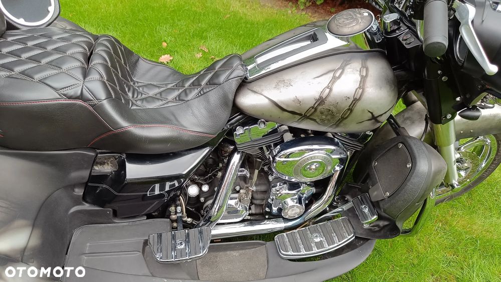 Harley-Davidson FLHTCU Ultra - 32