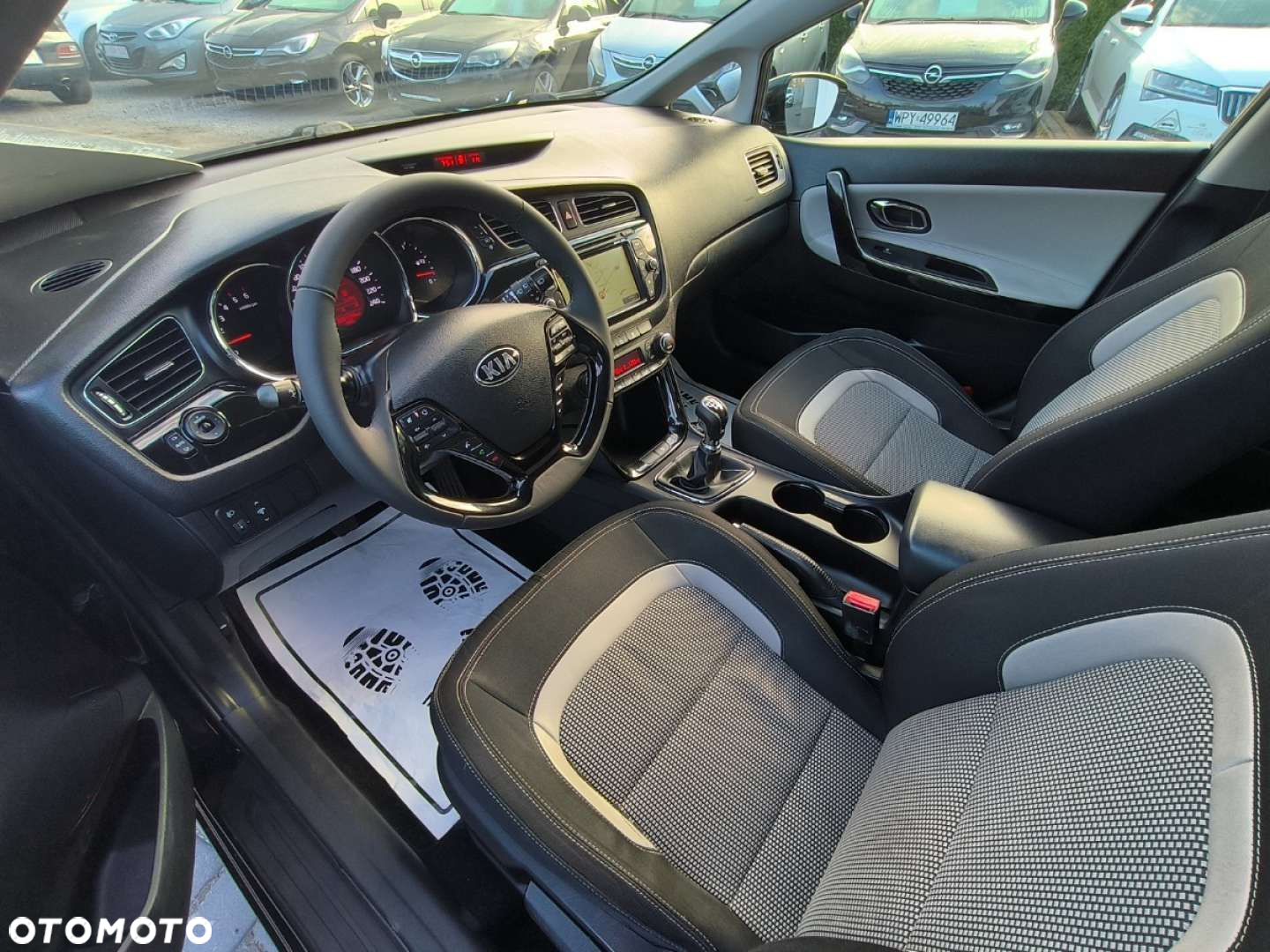 Kia Ceed - 7