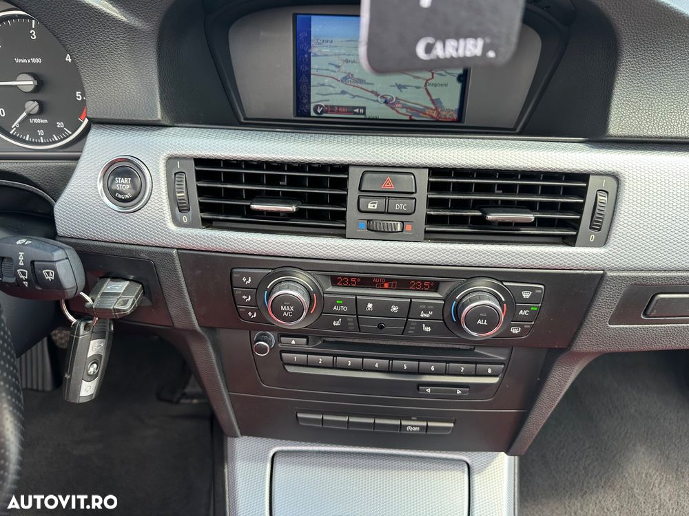 BMW Seria 3 320d DPF M Sport Edition - 26