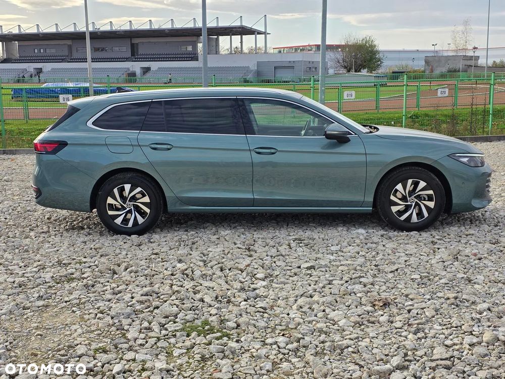 Volkswagen Passat 2.0 TDI SCR Business DSG - 9