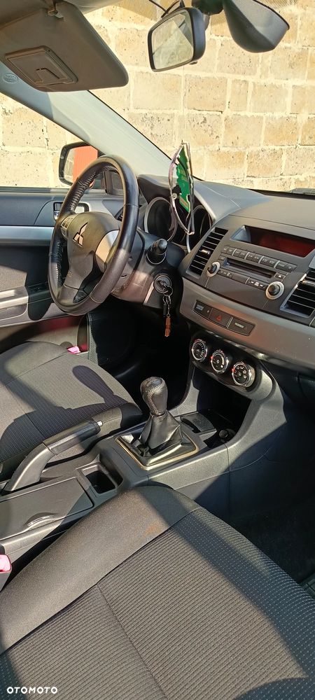Mitsubishi Lancer 1.5 Inform ASTC - 17