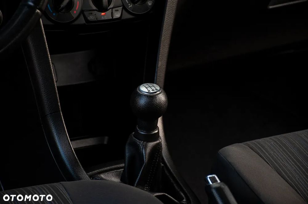 Suzuki Swift - 31