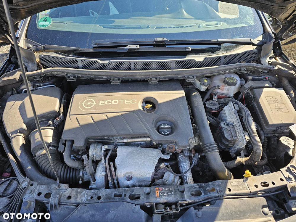 Opel Astra 1.6 Turbo Start/Stop Innovation - 29