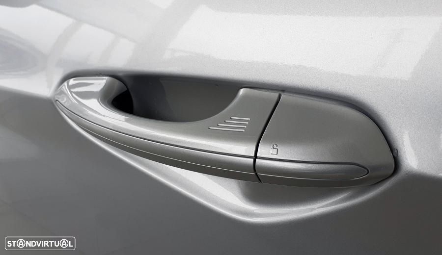 Ford S-Max 2.0 TDCi Titanium - 30