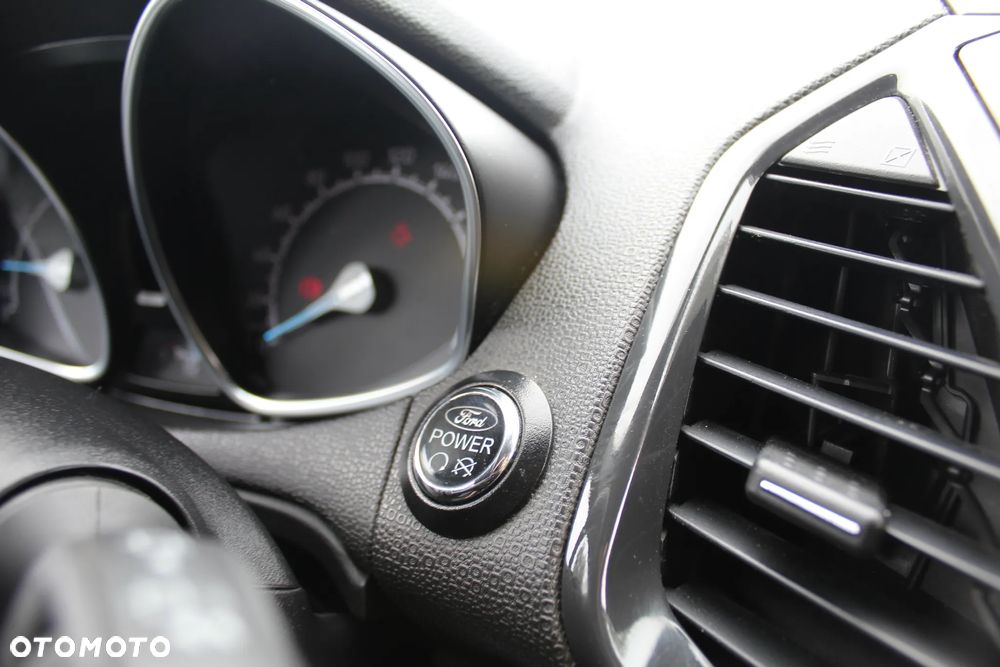 Ford EcoSport 1.0 EcoBoost TITANIUM - 28