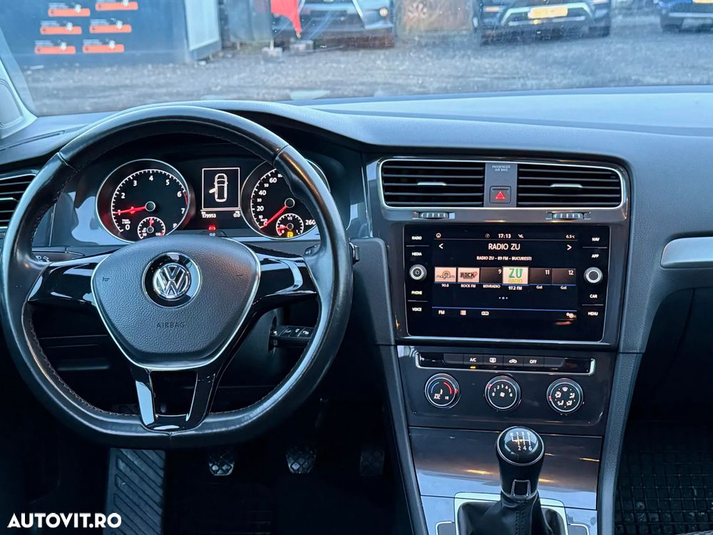 Volkswagen Golf 1.0 TSI OPF Comfortline - 8