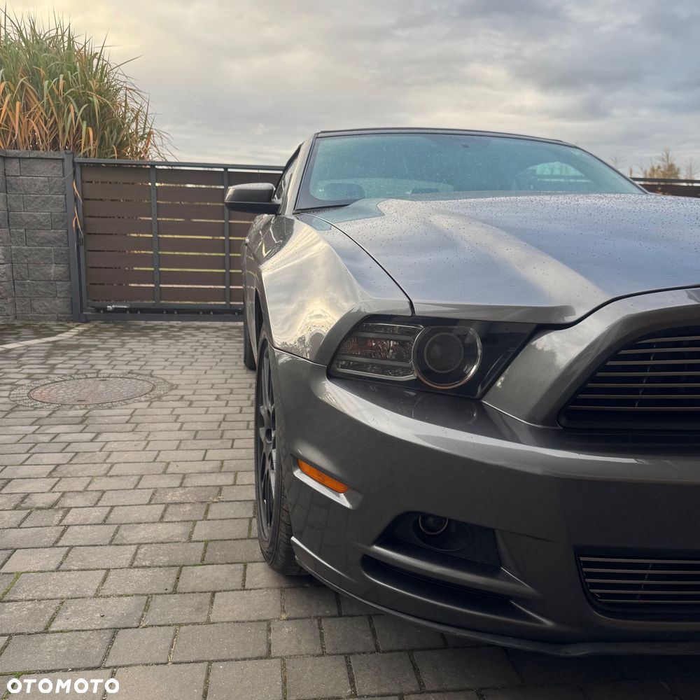 Ford Mustang 3.7 V6 Premium - 8