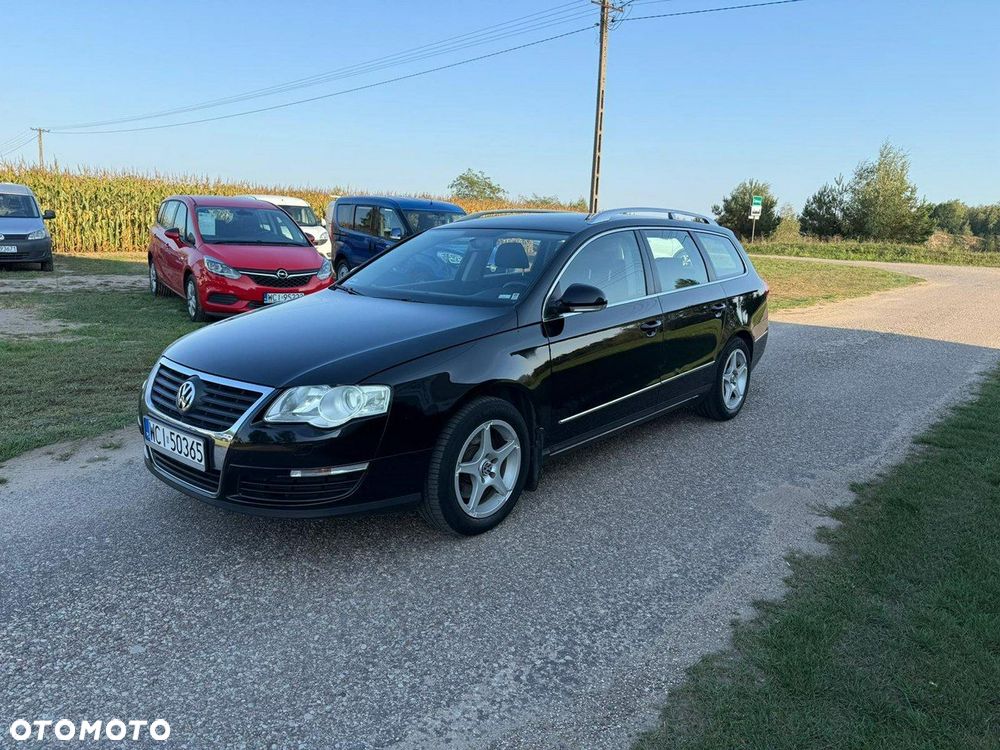 Volkswagen Passat - 2