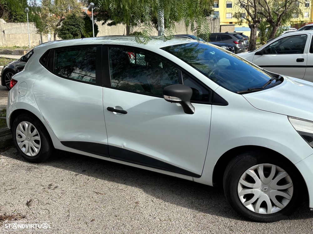 Renault Clio 1.5 dCi Confort - 4