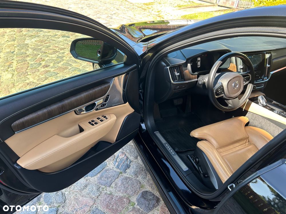 Volvo S90 - 16