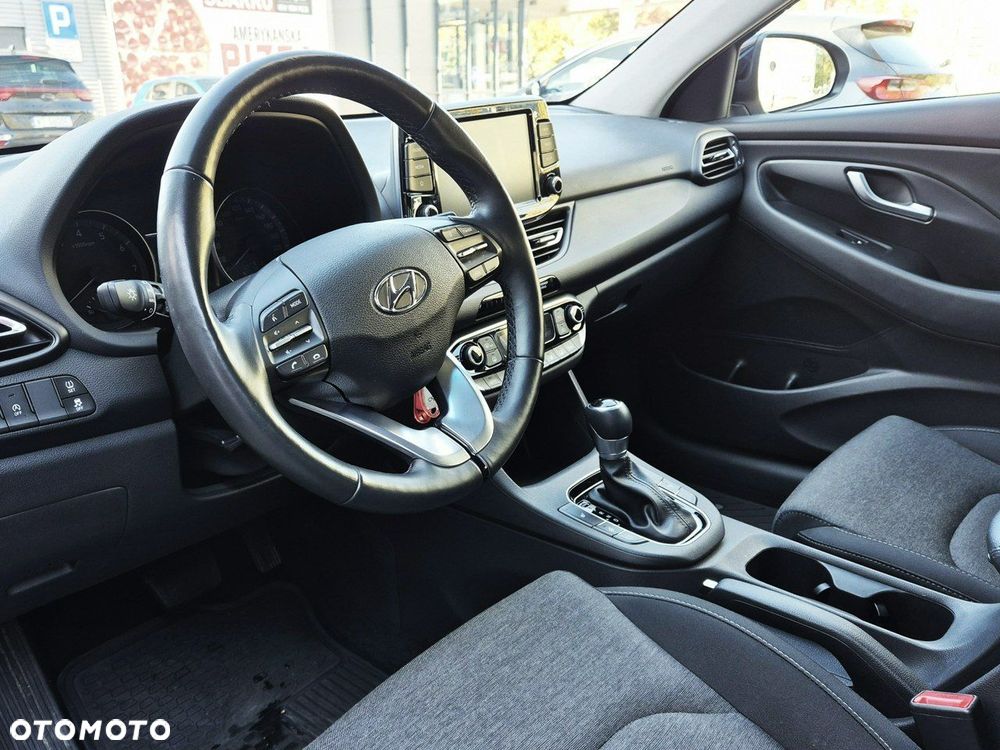 Hyundai i30 1.5 T-GDI 48V Smart DCT - 10
