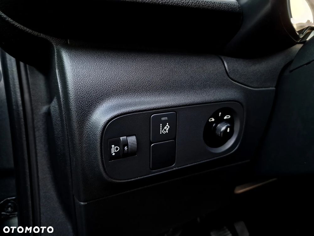 Citroën C3 1.2 PureTech Feel - 26