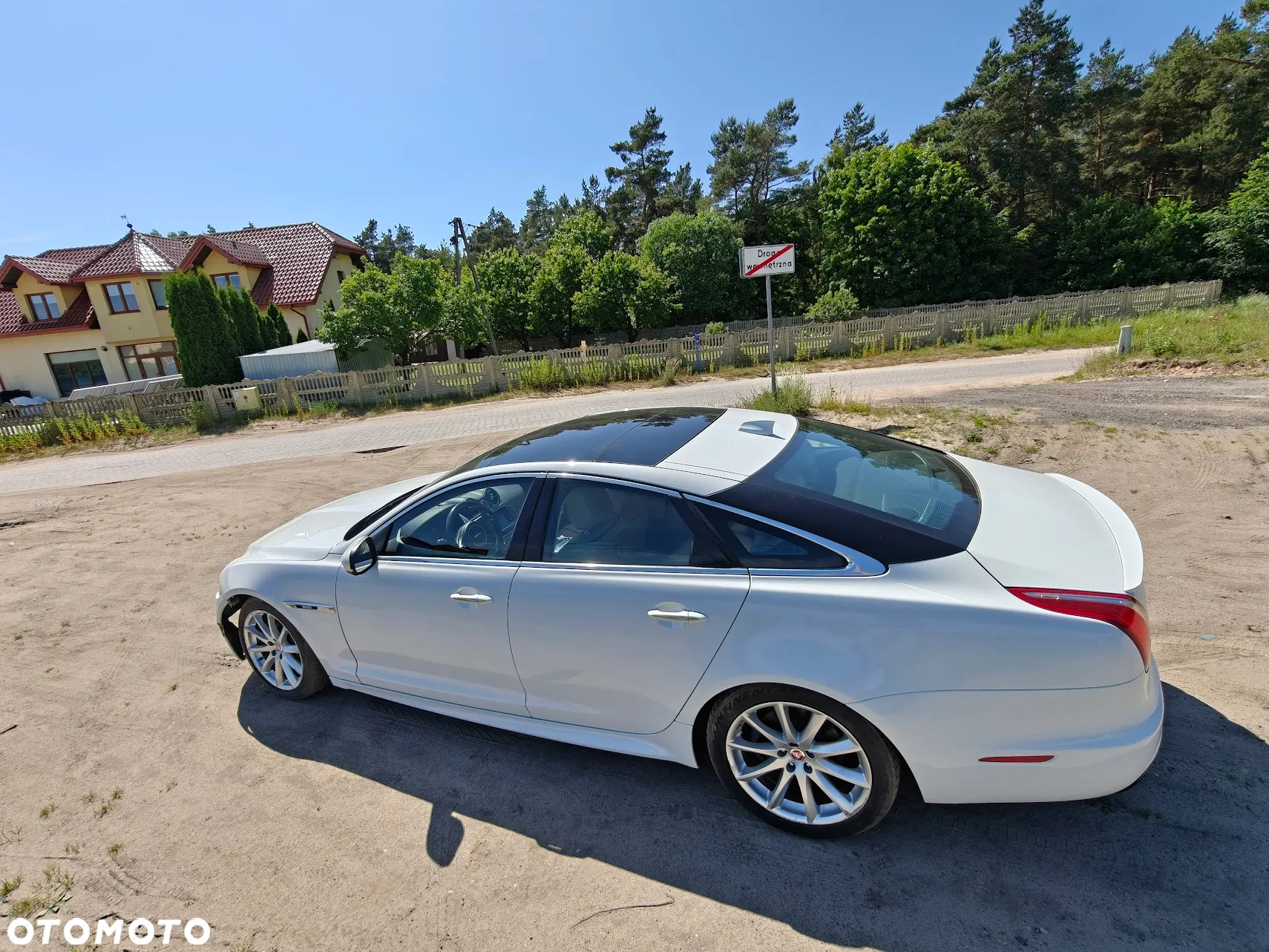 Jaguar XJ 3.0 T AWD R-Sport - 15