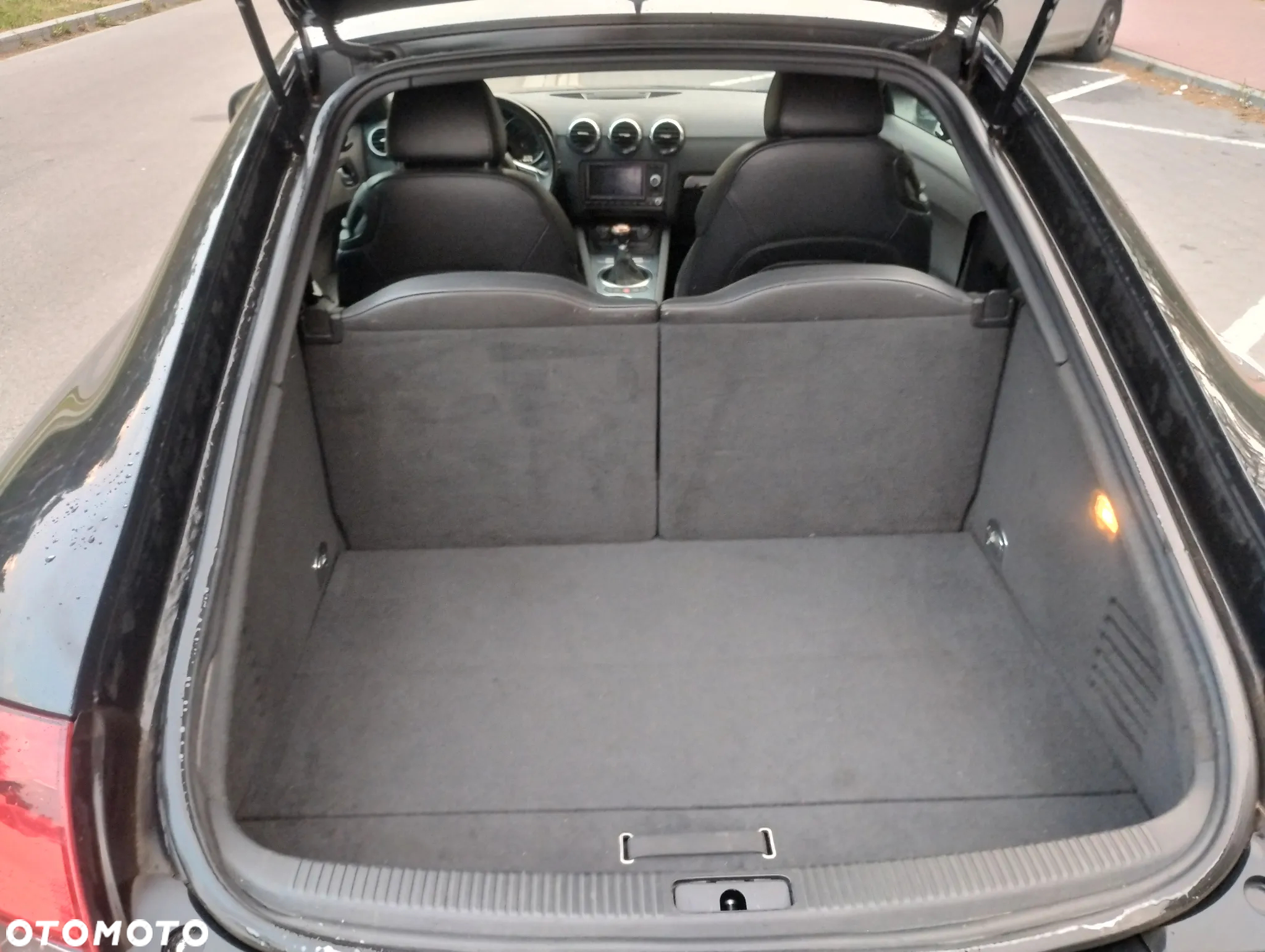 Audi TT Coupé 2.0 TDI quattro - 17