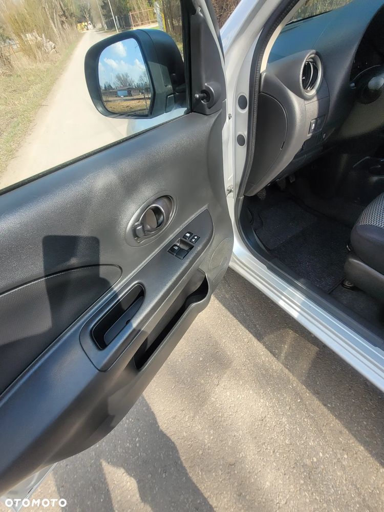 Nissan Micra 1.2 Bild der Frau - 17