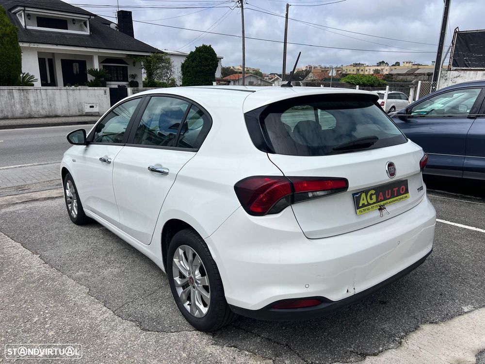 Fiat Tipo 1.3 M-Jet Lounge - 2