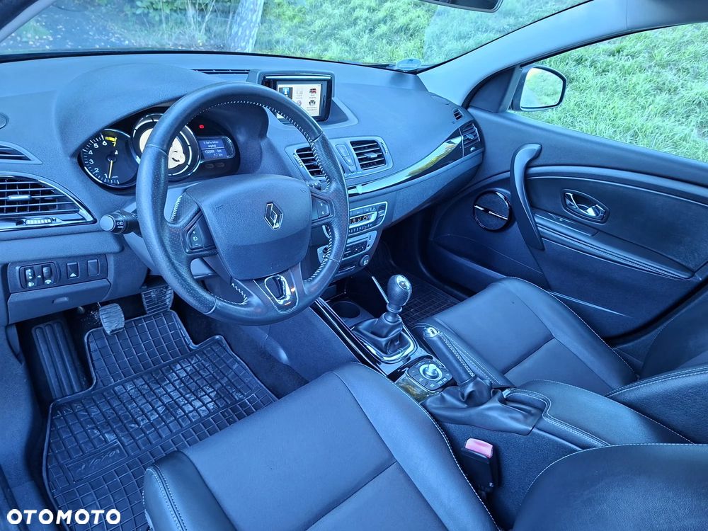 Renault Megane TCe 130 Bose Edition - 11