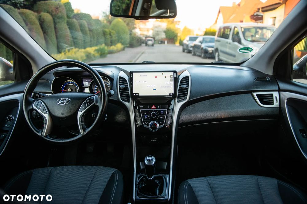 Hyundai i30 1.6 GDI Premium - 37