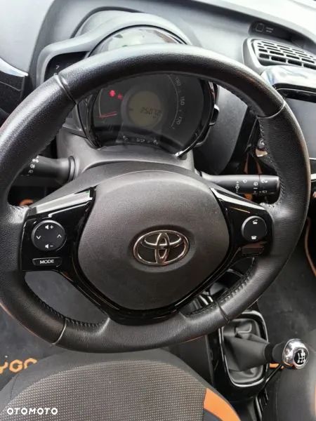 Toyota Aygo x-cite - 28