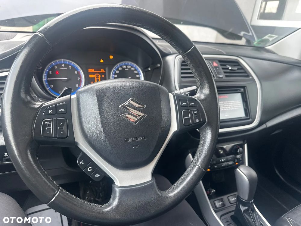 Suzuki SX4 S-Cross - 10