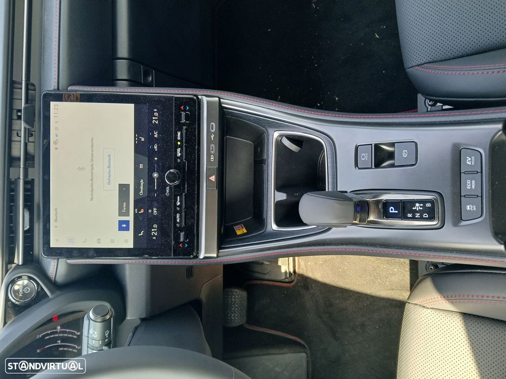 Lexus LBX Elegant - 7