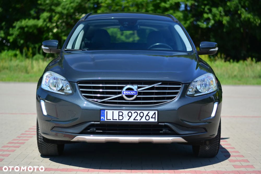 Volvo XC 60 D4 Drive-E R-Design Momentum - 3