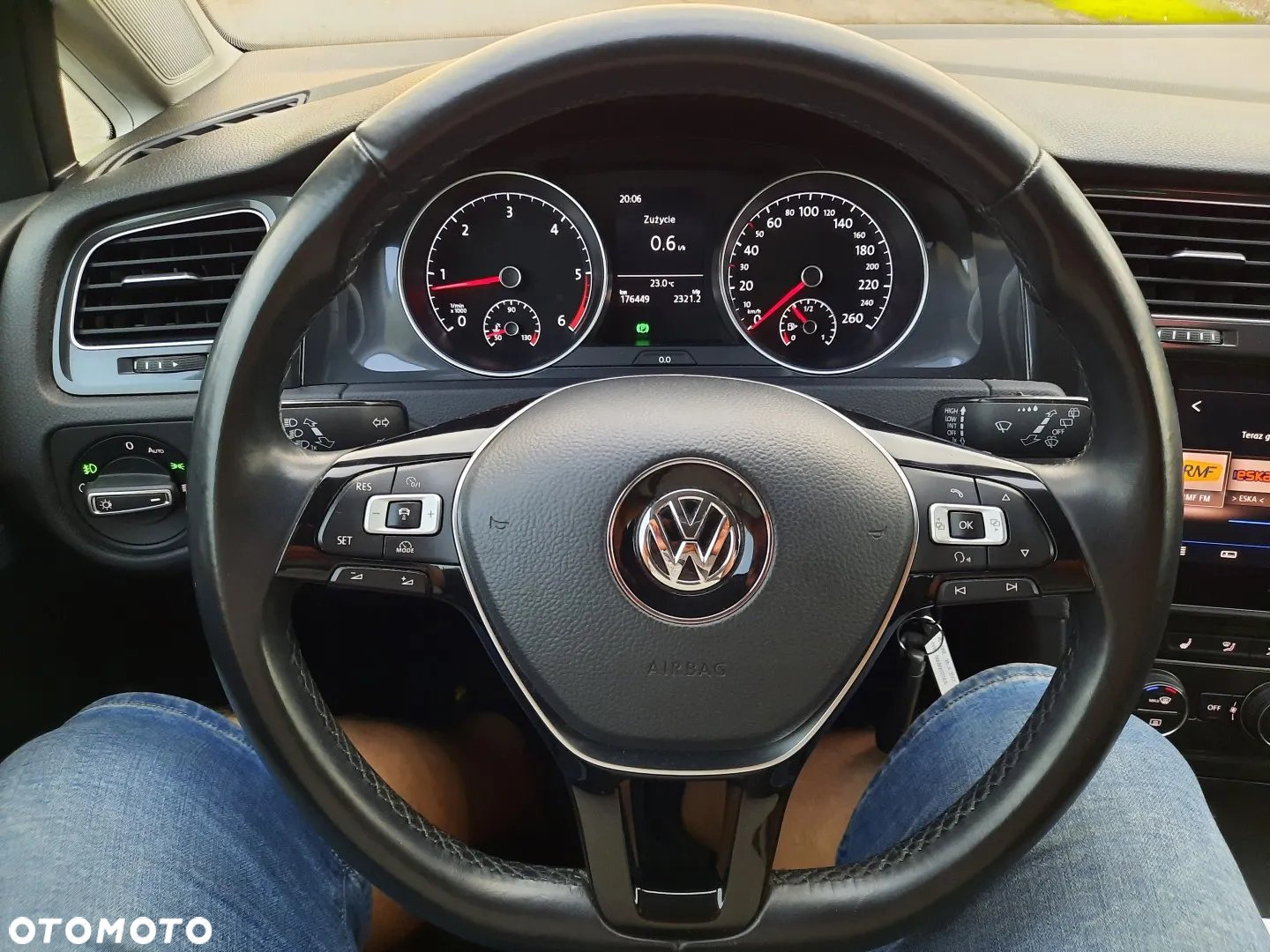 Volkswagen Golf Variant 1.6 TDI (BlueMotion Technology) Comfortline - 26