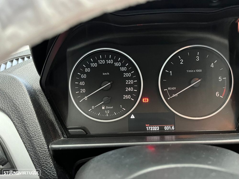 BMW 116 d EfficientDynamics - 12